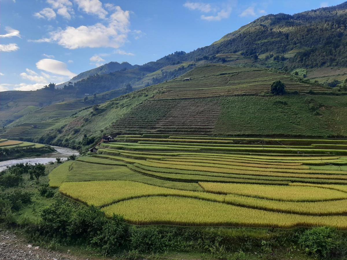 Dong Suoi H'Mong Homestay & Bungalow - Trek & Vegetarian Food Mu Cang Chai 外观 照片