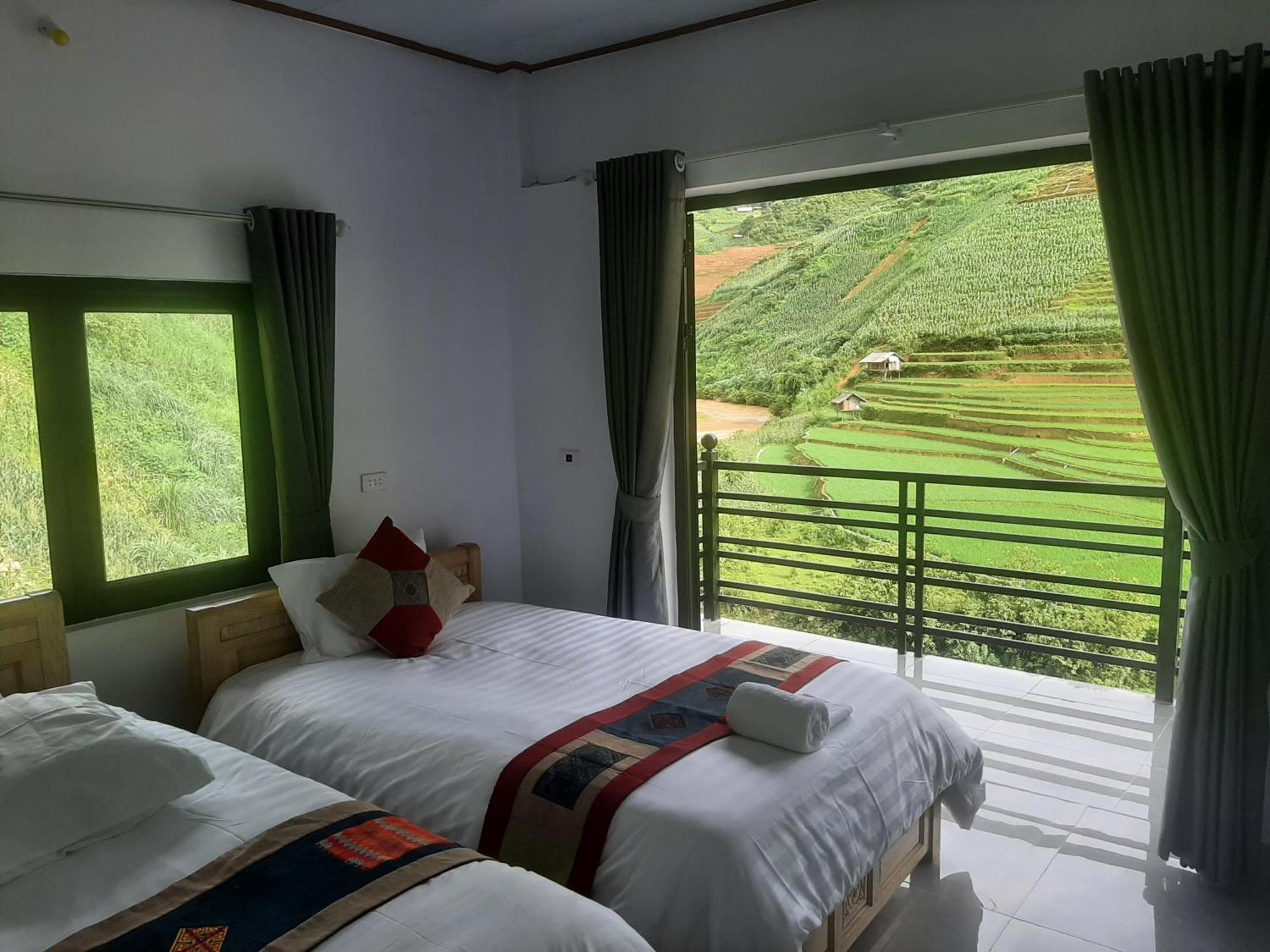 Dong Suoi H'Mong Homestay & Bungalow - Trek & Vegetarian Food Mu Cang Chai 外观 照片