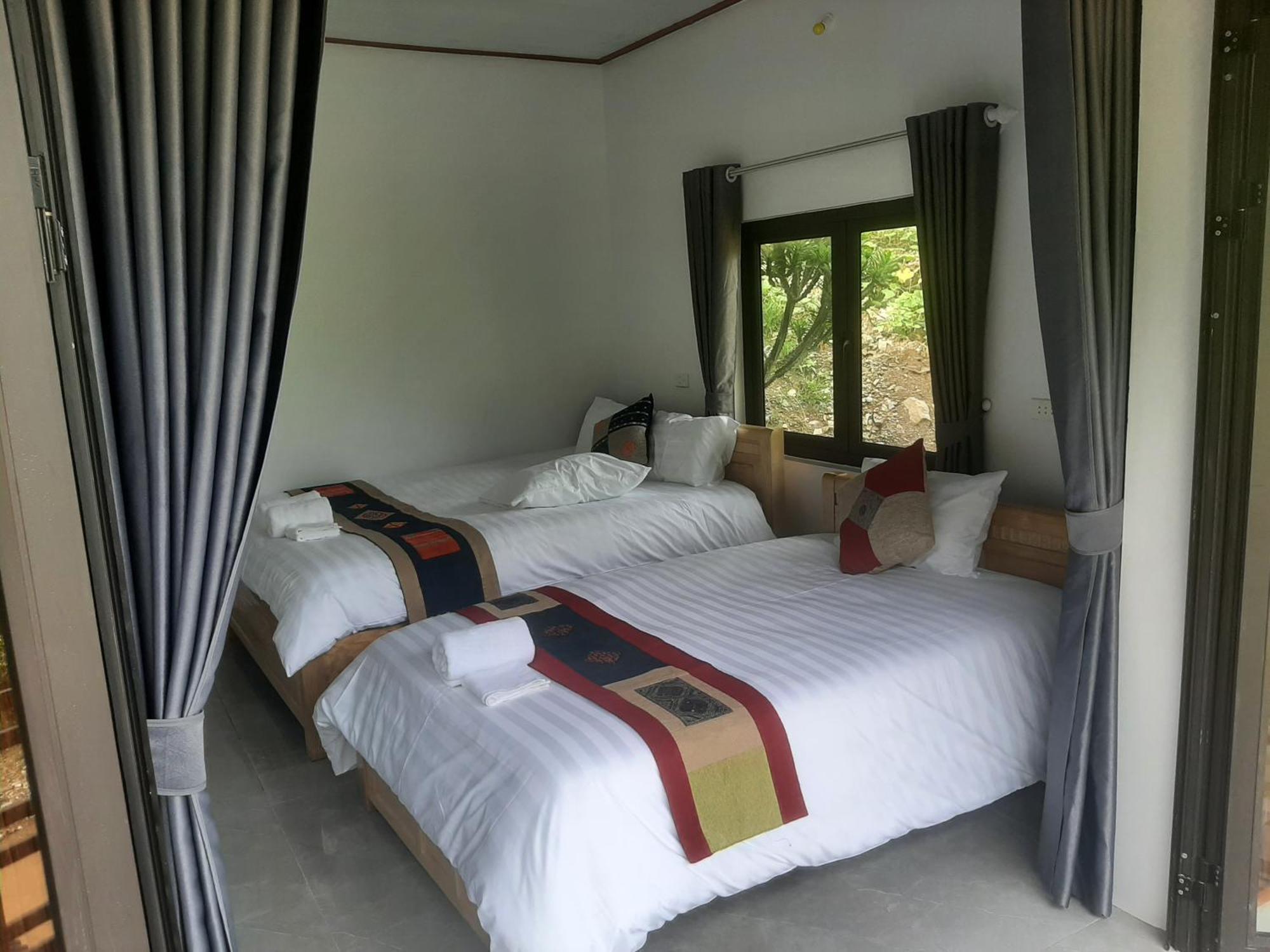 Dong Suoi H'Mong Homestay & Bungalow - Trek & Vegetarian Food Mu Cang Chai 外观 照片